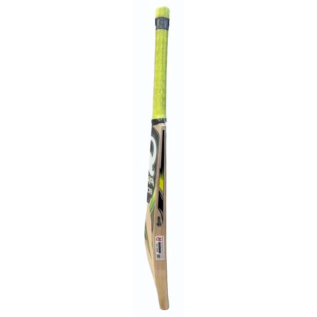CA Pro 8000 Cricket Bat